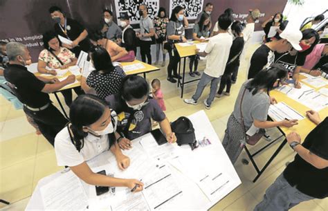 In Cebu 43,492 hopefuls compete for barangay, SK posts.